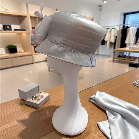 Women's Silver Hat with Floral Design